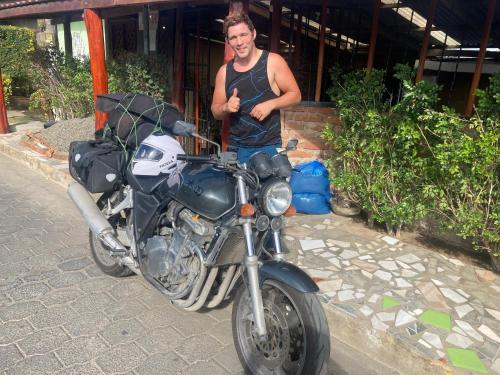 Επισκέπτες που μένουν στο Murph's Surf Shacks