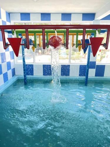 Piscina di Poly Hotspring Guiyang Hotel o nelle vicinanze