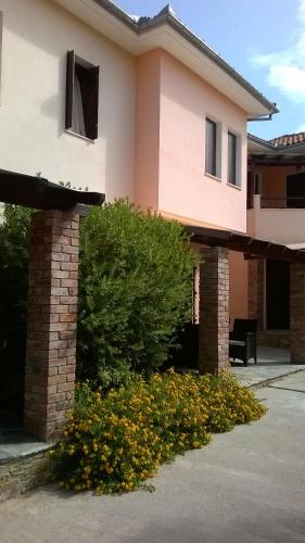 Gallery image of Symmetron Suites in Kálamos