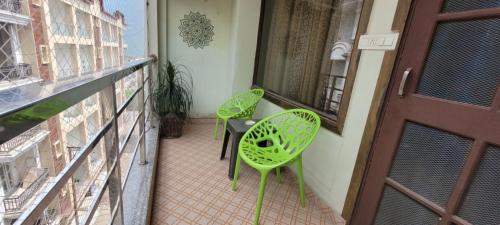 Μπαλκόνι ή βεράντα στο Yogvan Holidays 1BHK Apartments Tapovan Rishikesh