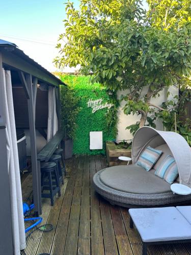 Zahrada ubytování Deluxe Studios with Spa included