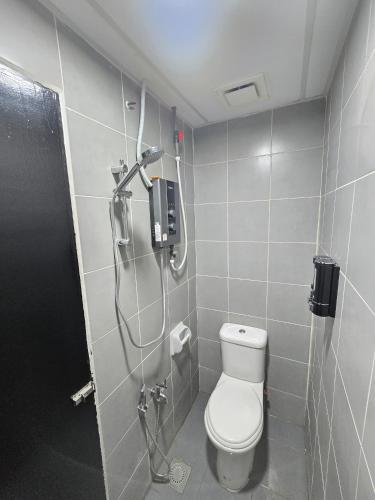 Ένα μπάνιο στο Dazzle Home Aeropod