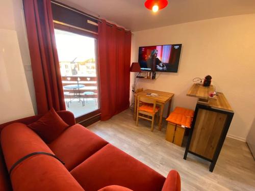 TV a/nebo společenská místnost v ubytování Chez Olga&Seb