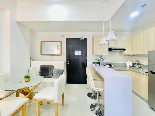 Afbeelding uit fotogalerij van WV 17 Sleek & Trendy Studio with Bunk Bed in Iloilo City