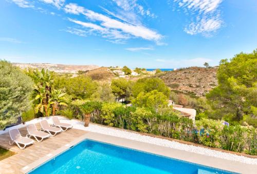 Villa Hibiscus - A modern villa for 10 guests