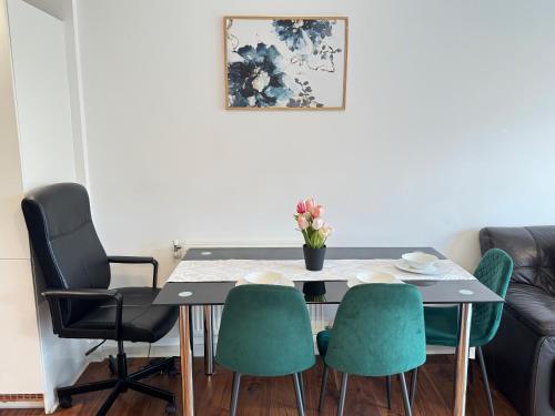 Gallery image of Superb Apartment CR0 in Croydon