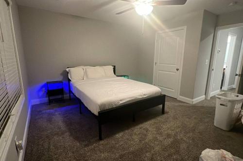 Ένα ή περισσότερα κρεβάτια σε δωμάτιο στο Spotless phase1