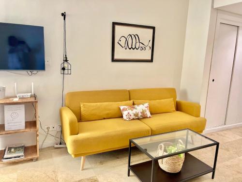 Studio Port Of Marbella Center - EaW Homes