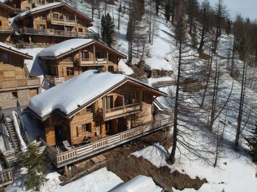 Chalet tout confort dans la résidence les chalets du Mercantour isola 2000