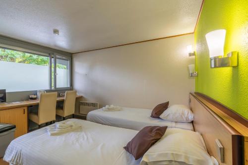 Sleep & Go Bruggeにあるベッド