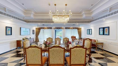 Posezení v ubytování Mayfair Palm Beach Resort