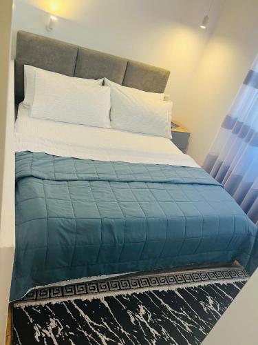 Katil atau katil-katil dalam bilik di Charming House