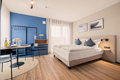 Postel nebo postele na pokoji v ubytování Motel42-Temporary Living