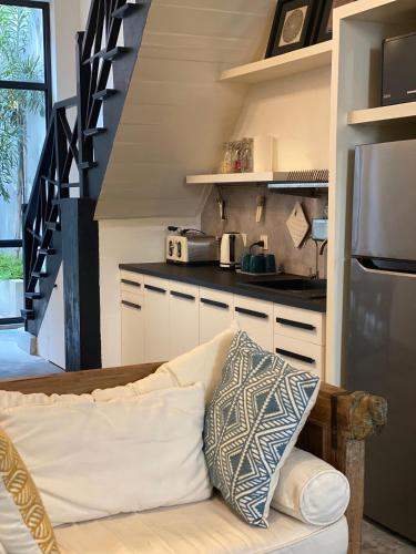 Una cocina o cocineta en Aayu Stewart - Stewart Ln, George Town