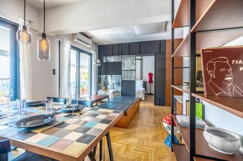 Stylish 2bed home in Syntagma area