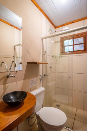 Bilik mandi di Pousada Casa da Moeda
