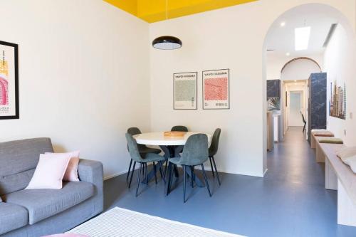 3-Bedroom Design House San Babila-Tricolore-M4