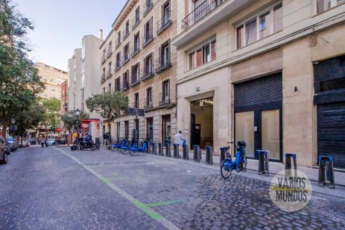 Nuevo y Céntrico Apt 7px en plena Plaza del Carmen E2