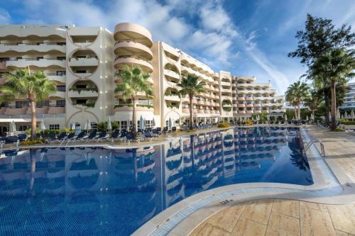 a view of a resort with a large swimming pool at Apt 164 - Vila Galé Cerro Alagoa in Albufeira