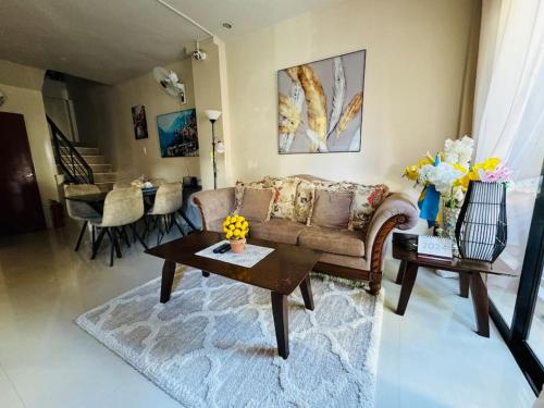 Χώρος καθιστικού στο Cozy home sweet home for holiday!