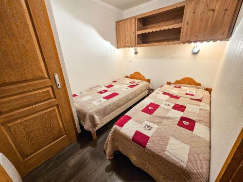 Appartement confort 5 pers. Les Menuires avec balcon, casiers à skis, 2 chambres - FR-1-452-248