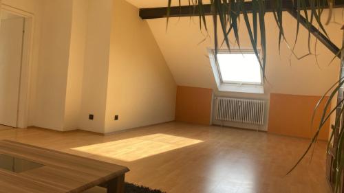 Φωτογραφία από το άλμπουμ του 2 Zimmer Wohnung nahe Galopprennbahn σε Iffezheim