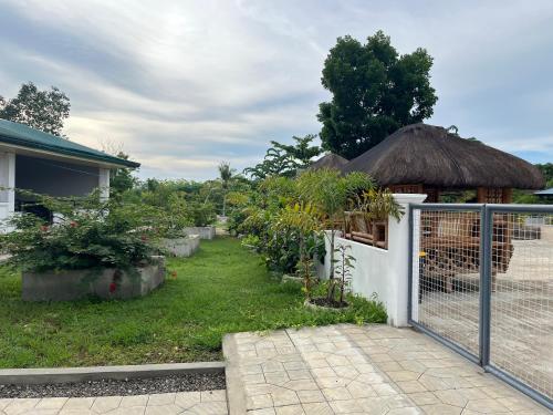 Gallery image of Maxbelle Mountain Resort in Daanbantayan