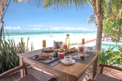 Jídlo v hotelu nebo okolí