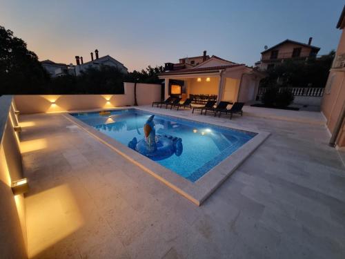 Coco Villa & apartments with heated pool