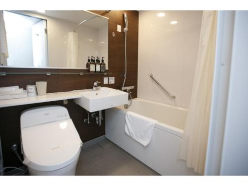 Phòng tắm tại Recent Culture Hotel - Vacation STAY 29807v