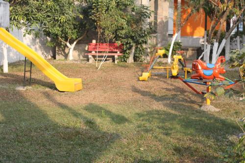 Zona de juegos infantil en Rose wood point