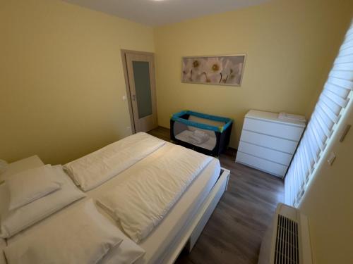 Gallery image of Admiral Apartman Csopak in Csopak