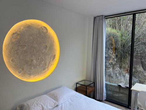 Ένα ή περισσότερα κρεβάτια σε δωμάτιο στο Xaxa Lodge