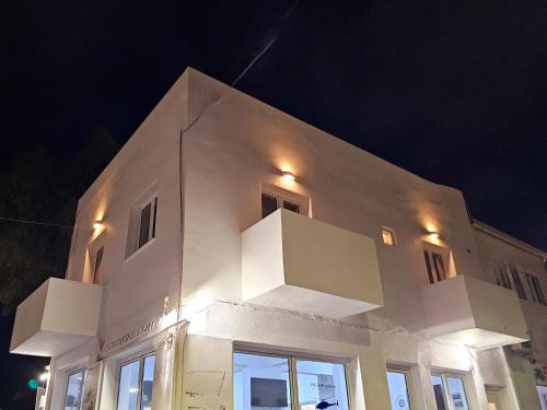 Το κτήριο όπου στεγάζεται  το διαμέρισμα