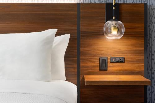 コロンバスにあるFour Points by Sheraton Columbus-Polarisのギャラリーの写真