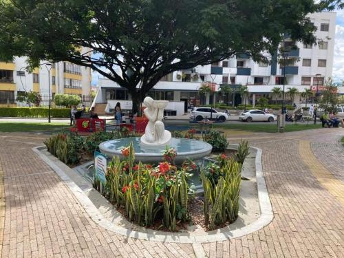 Κήπος έξω από το GURUS FR | Hermoso hospedaje cerca a La Rebeca, Arboleda
