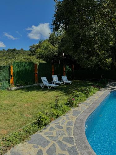 Kolam renang di atau dekat dengan With Private Pool Defne