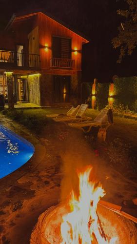 Kolam renang di atau dekat dengan With Private Pool Defne