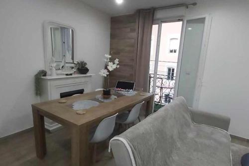 Χώρος καθιστικού στο Les Suite Appartement à Chalon sur Saône
