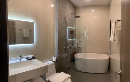 Koupelna v ubytování TOBEDzZ HOTEL