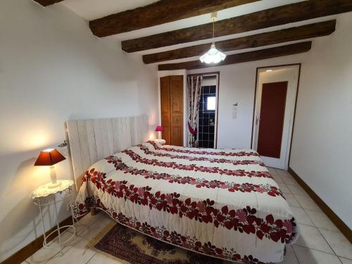 Chambres d'hôtes au calme avec salle de jeux en Berry - FR-1-591-678