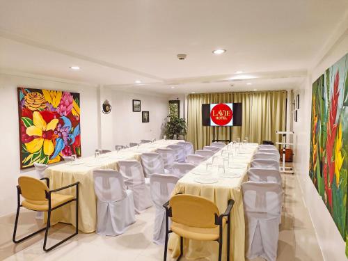 Posezení v ubytování LaVie Hotel
