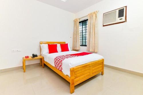 Postel nebo postele na pokoji v ubytování Hotel Tri-Star Residency