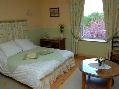 Charmante maison au cœur des vergers avec cheminée, jardin secret et jeux pour enfants - FR-1-585-151