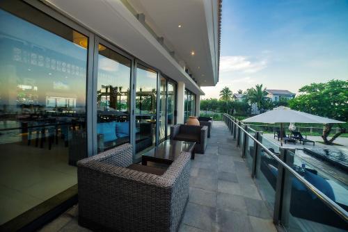 Balkón nebo terasa v ubytování The Ocean Resort Danang