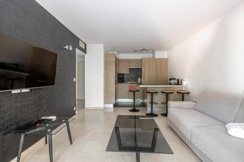 Magnificent apartment with parking - AC-balcony