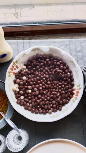 Makanan di atau berdekatan hotel
