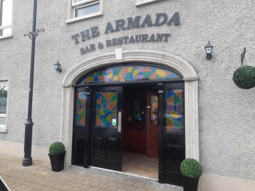 Sijil, anugerah, tanda atau dokumen lain yang dipamerkan di The Armada Bar And Restaurant