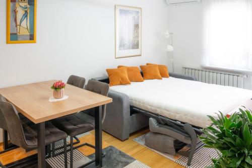 Apartment Svit