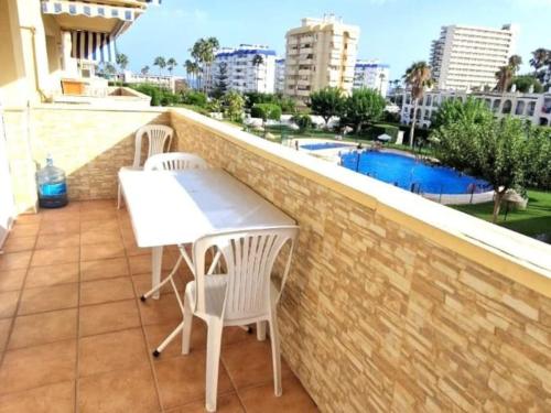 3 bed Av Corbusier